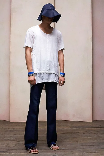 Look 3